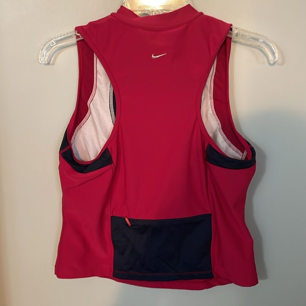 Nike pink and black dri fit women tank top shirt built in bra size 14-16 - Picture 6 of 6